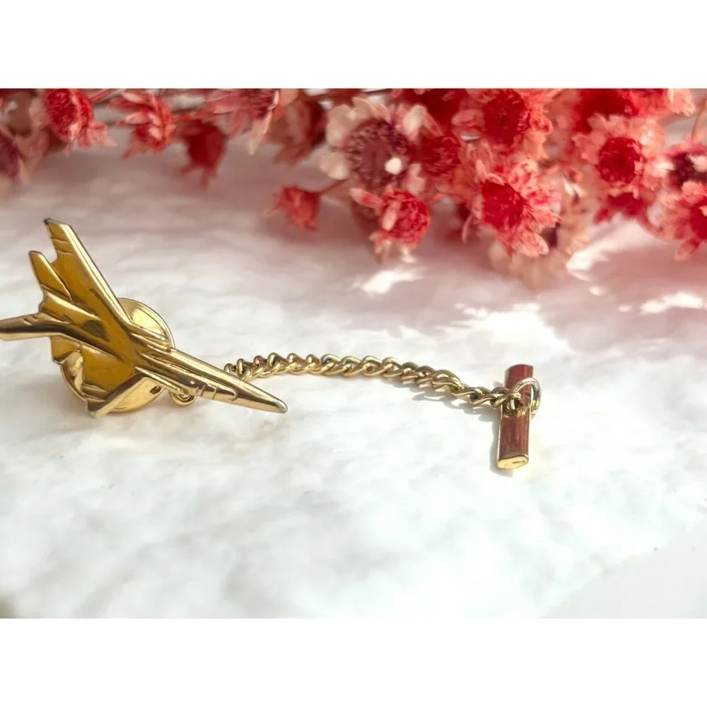 Plane SHaped Gold Toned Vintage Men's Tie Tack